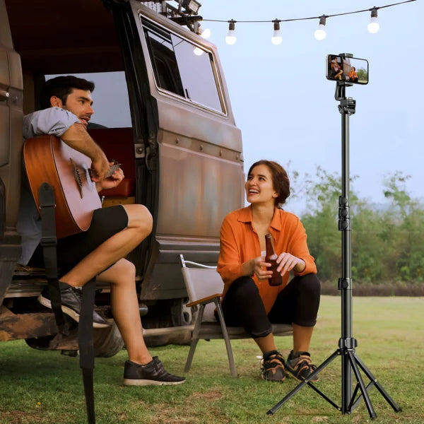 UGREEN 1.7 Meter Floor Tripod And Selfie Stick with Bluetooth Remote – LP680 - 15609